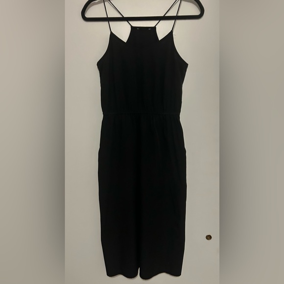 H&M Dresses & Skirts - H&M Black Midi Dress